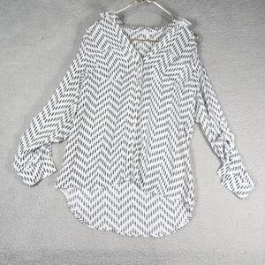 Candies Top Womens Size Medium Black White Blouse Criss Cross Cold Shoulder